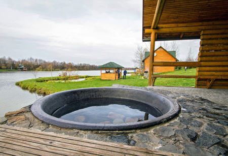 Чугунный банный чан для купания. Вместимость от 4 до 5 человек